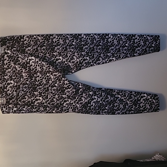 Women's MTA Sport Geometric Pattern Leggings | Size XL - Picture 3 of 3